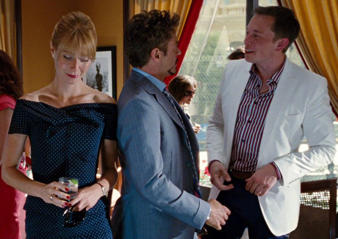 Elon Musk fait même une apparition dans le film Iron Man2